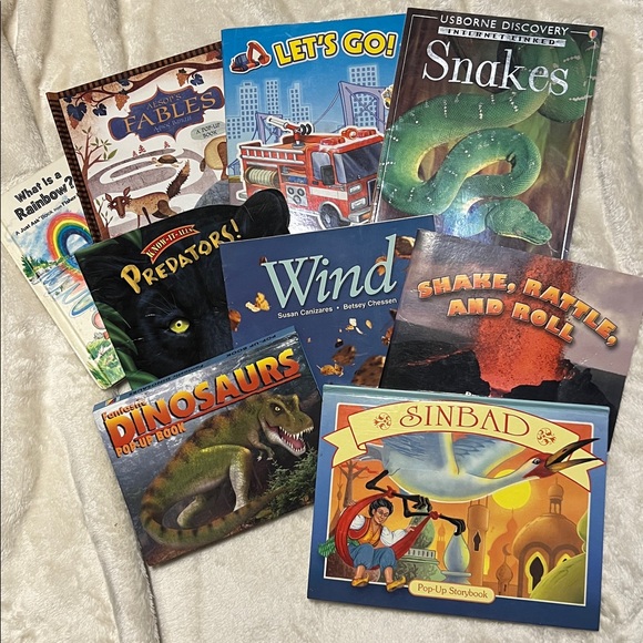 🚒 📚🦖 BUNDLE OF 10 CHILDRENS POP-UP - HARD COVER - PAPERBACK BOOKS Ages 3 & UP - Picture 2 of 16